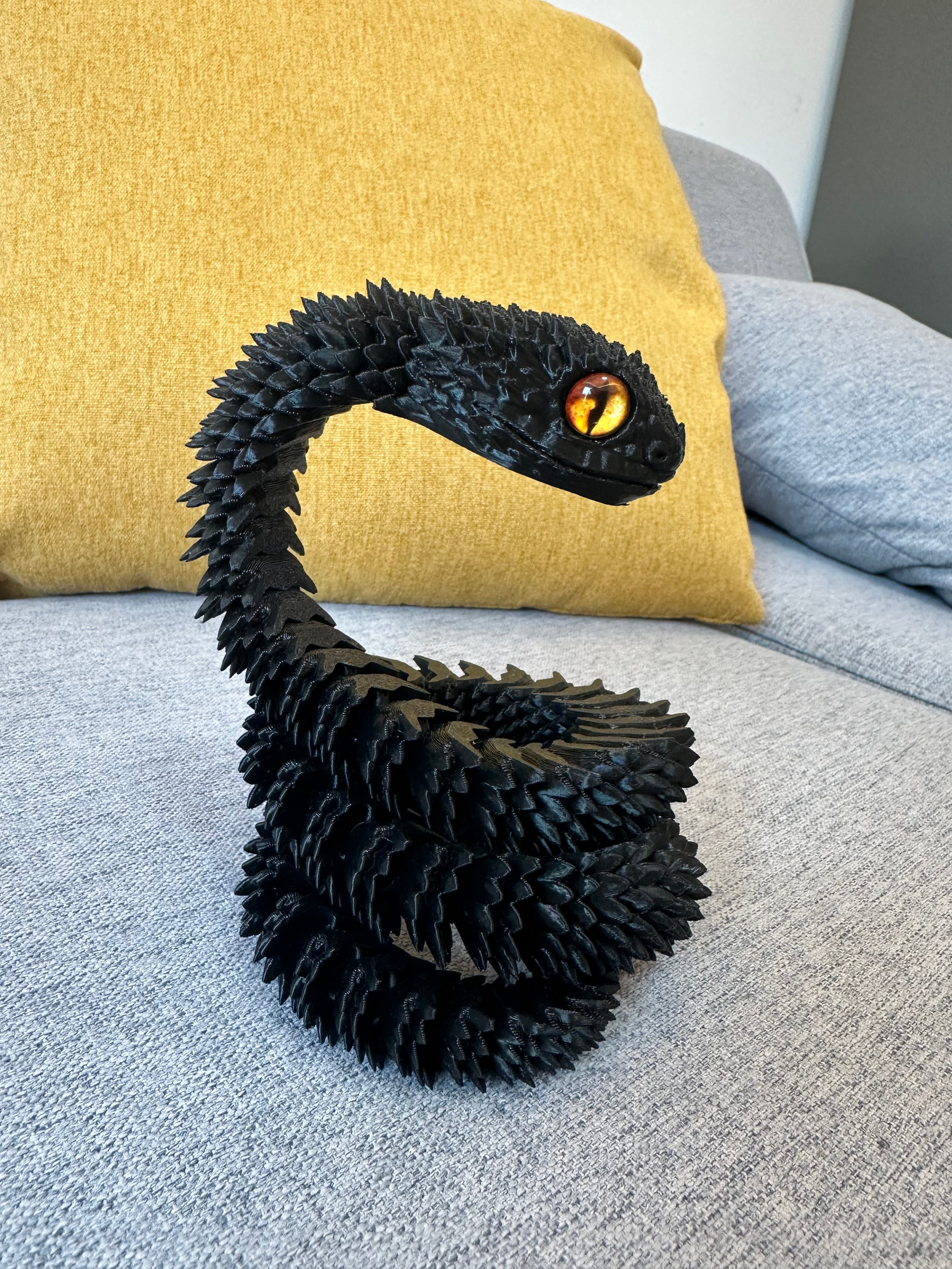 Silk Black Viper